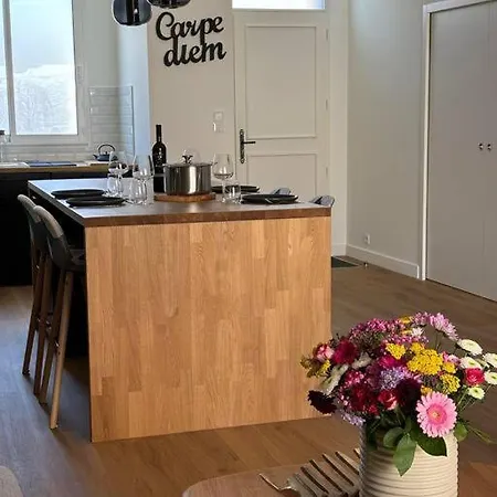 L'escale Maison De Caractere Quartier Saint Michel Hébergement de vacances Les Sables-dʼOlonne